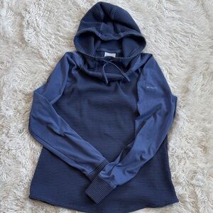 Columbia Sportswear Women's Cascade Gorge  Thermal  Hoodie/Top Waffle Knit